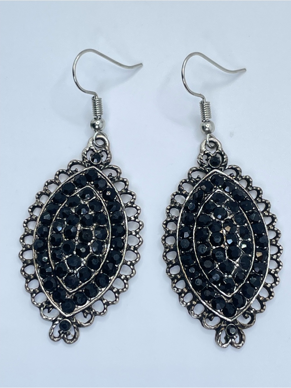 Silver Black Crystal Filigree Dangle Earrings Vintage Gothic Art Deco